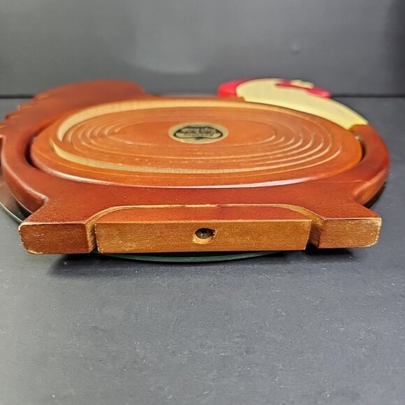 HAWAIIAN MAGIC BASKET  WOODEN ROOSTER  (BREAD BASKET) FARMHOUSE CHIC - Picture 15 of 16